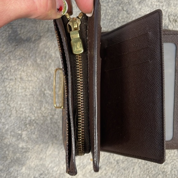 Rare Louis Vuitton Damier Ebene Joey Wallet Press Lock Compact Check - Picture 13 of 17